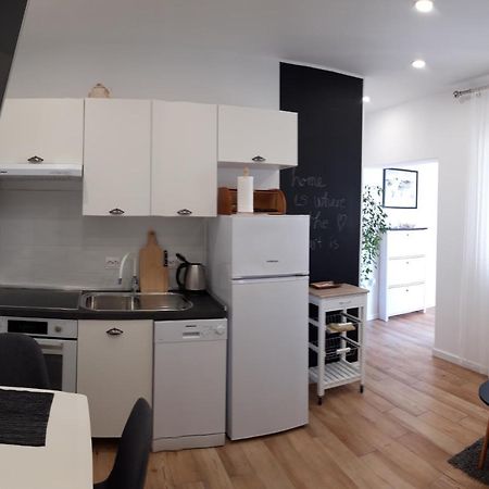 Lili Apartment In Zadar Pet Friendly, Free Parking Экстерьер фото