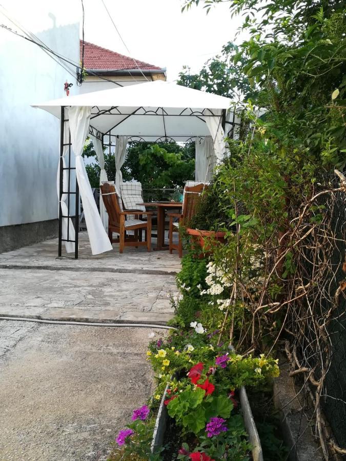Lili Apartment In Zadar Pet Friendly, Free Parking Экстерьер фото