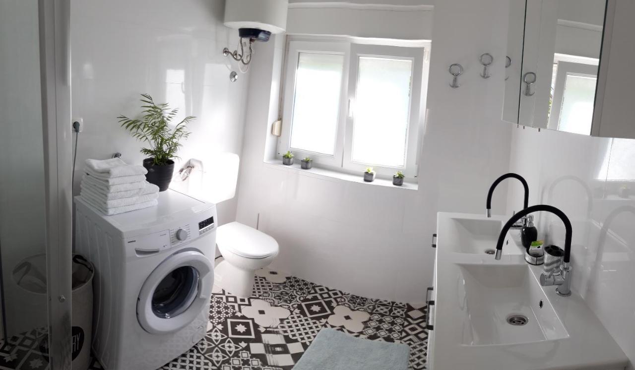 Lili Apartment In Zadar Pet Friendly, Free Parking Экстерьер фото